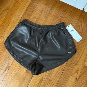 ALO Yoga Faux Leather Power Hour Shorts Espresso Brown Small NWT